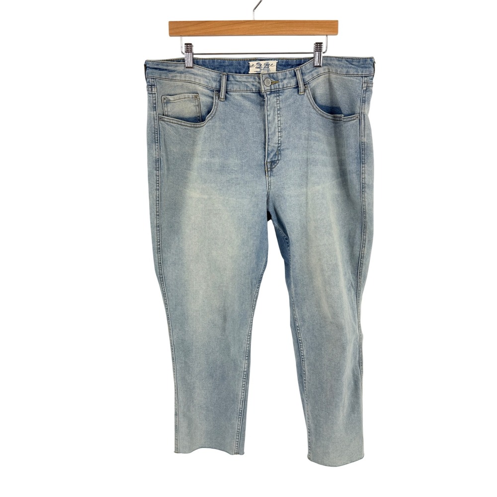 Free People We The Free Jeans Light Blue 34 High Rise Raw Hem Cropped‎ Straight